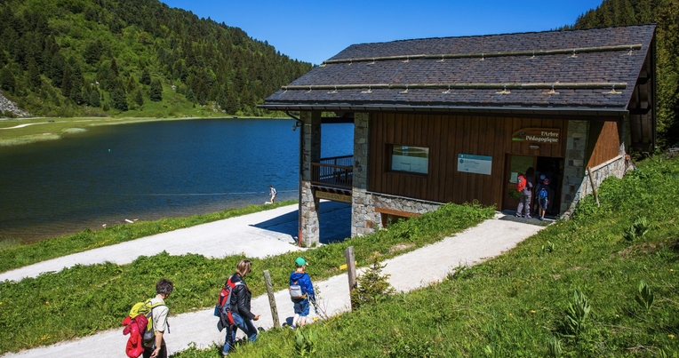 Maison De La Réserve Naturelle De Plan De Tuéda